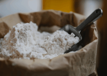 China aprova 50 estabelecimentos brasileiros para exportar farinhas de origem animal. Iniciativa representa avanço na parceria comercial entre os países.