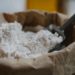 China aprova 50 estabelecimentos brasileiros para exportar farinhas de origem animal. Iniciativa representa avanço na parceria comercial entre os países.