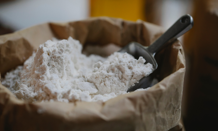 China aprova 50 estabelecimentos brasileiros para exportar farinhas de origem animal. Iniciativa representa avanço na parceria comercial entre os países.
