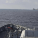 Houthis afirmam que atacarão navios de qualquer empresa que mantenha relações com portos israelenses. Alerta foi feito como parte do bloqueio naval motivado pela guerra em Gaza.