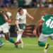 Palmeiras é eliminado do Mundial de Clubes após derrota por 2 a 1 para o Chelsea. Estêvão marcou para o time brasileiro, mas Weverton falhou no gol decisivo. Fluminense segue vivo no torneio.