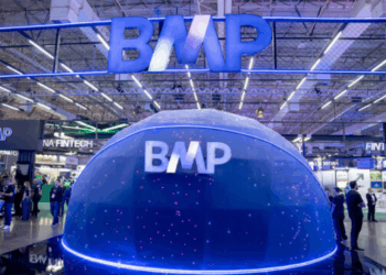 BMP sofreu perda milionária após ataque hacker a sistema financeiro. Funcionário de empresa terceirizada foi preso. Entenda o esquema e o impacto no mercado.
