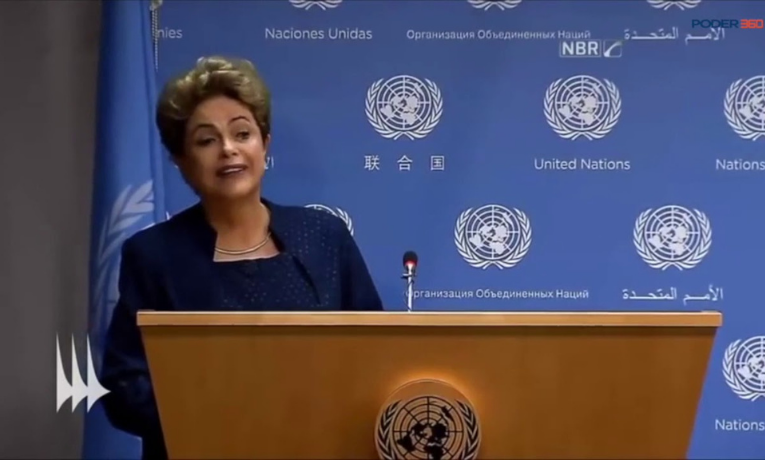 Em tom provocativo, Dilma Rousseff defende que a proposta de armazenar energia eólica, criticada no passado, é agora essencial para evitar crises como as de Portugal e Espanha.