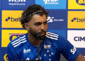 Gabigol é absolvido da acusação de fraude em exame antidoping. Tribunal Arbitral do Esporte anulou a punição de 24 meses. Jogador do Cruzeiro está livre para atuar sem restrições.