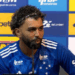 Gabigol é absolvido da acusação de fraude em exame antidoping. Tribunal Arbitral do Esporte anulou a punição de 24 meses. Jogador do Cruzeiro está livre para atuar sem restrições.