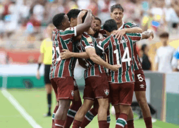 Com gols de Martinelli e Hércules, Fluminense vence Al-Hilal por 2 a 1 e se classifica para a semifinal do Mundial de Clubes, nos EUA.