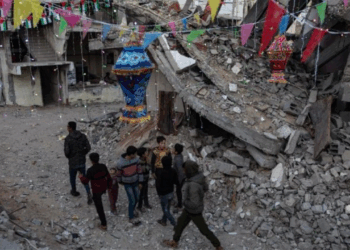 Itamaraty emite nota dura acusando Israel de usar fome como arma de guerra e violar direitos humanos em Gaza. Entenda a crise diplomática.
