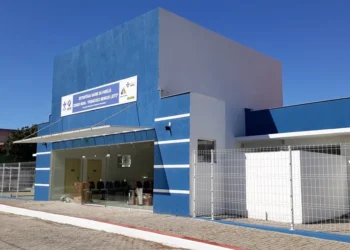 TCE-ES multa secretária de Saúde de Marataízes por contratação ilegal de agentes sem concurso público