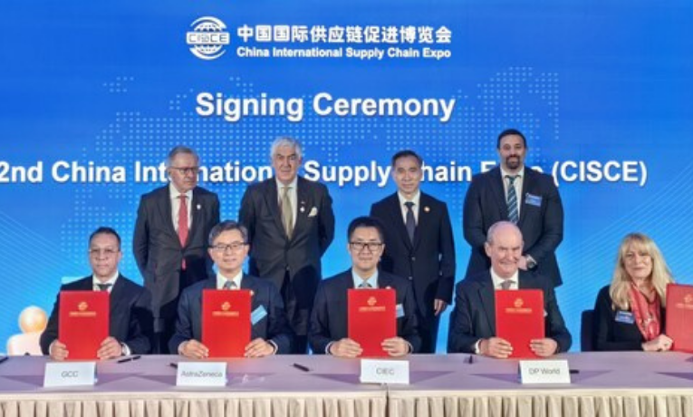 A China International Supply Chain Expo 2025 reuniu mais de 650 empresas em Pequim e consolidou sua posição como principal plataforma de negócios globais e sustentabilidade nas cadeias de suprimentos.