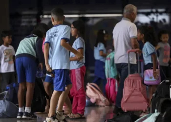 Inscrições para a Prova Nacional Docente (PND) 2025 vão até 25 de julho. Exame avalia formação docente e poderá ser usado em concursos públicos.