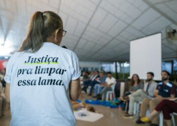 Governo Federal começa a pagar auxílio mensal a pescadores artesanais e agricultores familiares afetados pelo rompimento da barragem de Fundão. Mais de 35 mil famílias serão beneficiadas.
