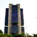 Banco Central informa que só voltará a publicar carta aberta sobre a inflação em abril de 2026, caso IPCA de 12 meses ultrapasse teto da meta de 4,5% até março. Entenda os critérios.