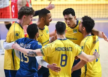 Brasil vence China por 3 sets a 1 e está na semifinal da Liga das Nações de Vôlei pela 1ª vez desde 2021. Próximo rival será Japão ou Polônia.