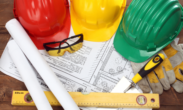INCC-DI sobe 0,69% em junho, segundo FGV, impulsionado por aumento nos preços de materiais e equipamentos. Custo com mão de obra desacelera para 1,32%.