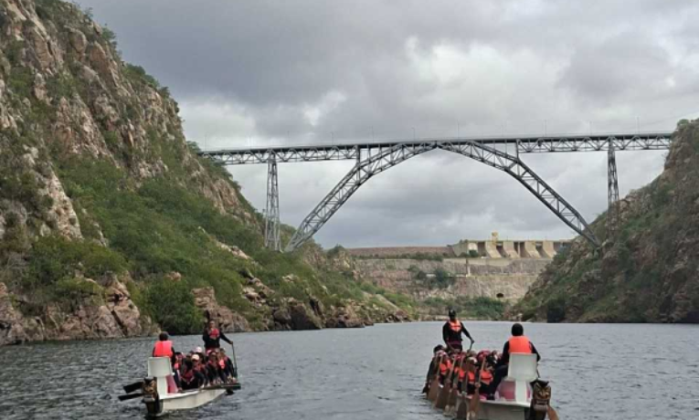 Pela primeira vez, a América do Sul receberá o Pan-Americano de Clubes de Dragon Boat. Salvador (BA) será a sede em 2027, com competições na Praia da Penha.