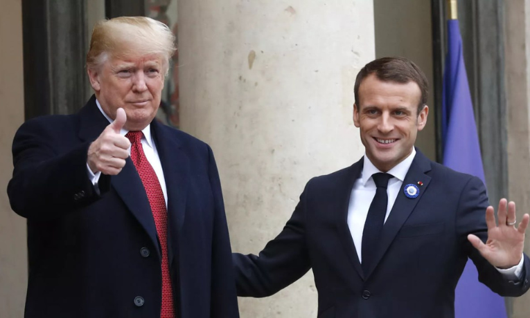 Após ameaças de Donald Trump de impor tarifas de até 30% sobre produtos do México e da União Europeia, líderes de ambos os blocos reagem com pedidos de negociação e alertas sobre possíveis contramedidas.