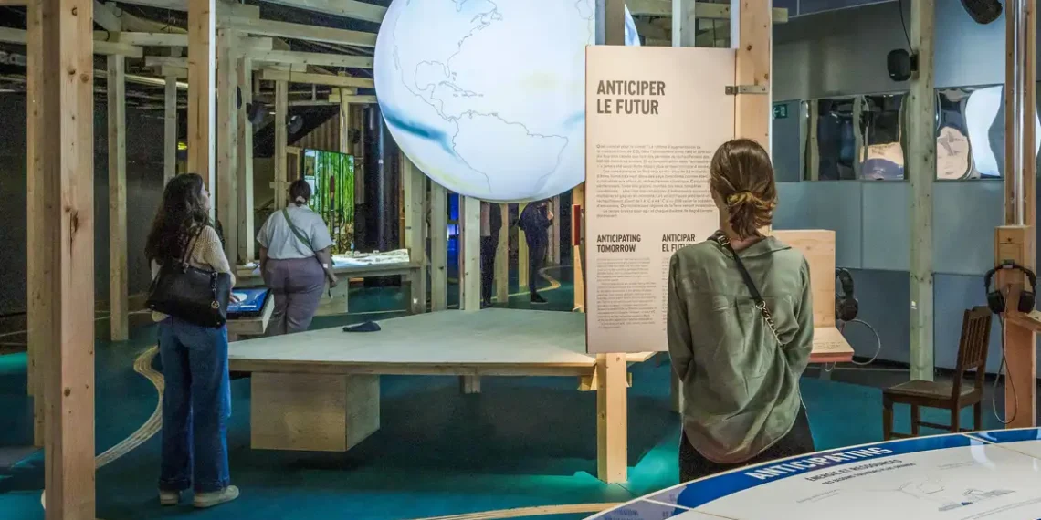 Exposição “O mundo segundo a IA” e “O Novo Anormal” trazem ao Brasil, a partir de novembro, discussões sobre o impacto da inteligência artificial e da crise climática. Parte da Temporada França-Brasil, as obras propõem reflexão crítica sobre o presente e o futuro.