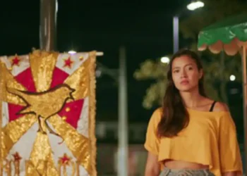 TV Brasil estreia nesta quinta (17), às 23h, a série paraense Condor, produção de ficção que mistura drama familiar, realismo fantástico e multiverso. Com roteiro e direção de Roger Elarrat, a trama acompanha a jovem Gabriela em busca de liberdade além da periferia de Belém.