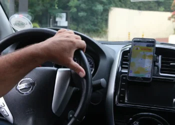 Lei do Crédito do Trabalhador é sancionada por Lula e beneficia CLT e motoristas de app com empréstimo consignado a juros menores. Veja como funciona.