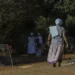 Censo 2022 mostra que 11,8 milhões vivem em unidades de conservação ambiental. Moradores enfrentam maiores índices de precariedade em água, esgoto e lixo.