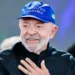 Lula propõe repensar a jornada 6x1 e defende modelo de trabalho mais flexível. Presidente critica rotina exaustiva e quer envolver universidades e OIT no debate.