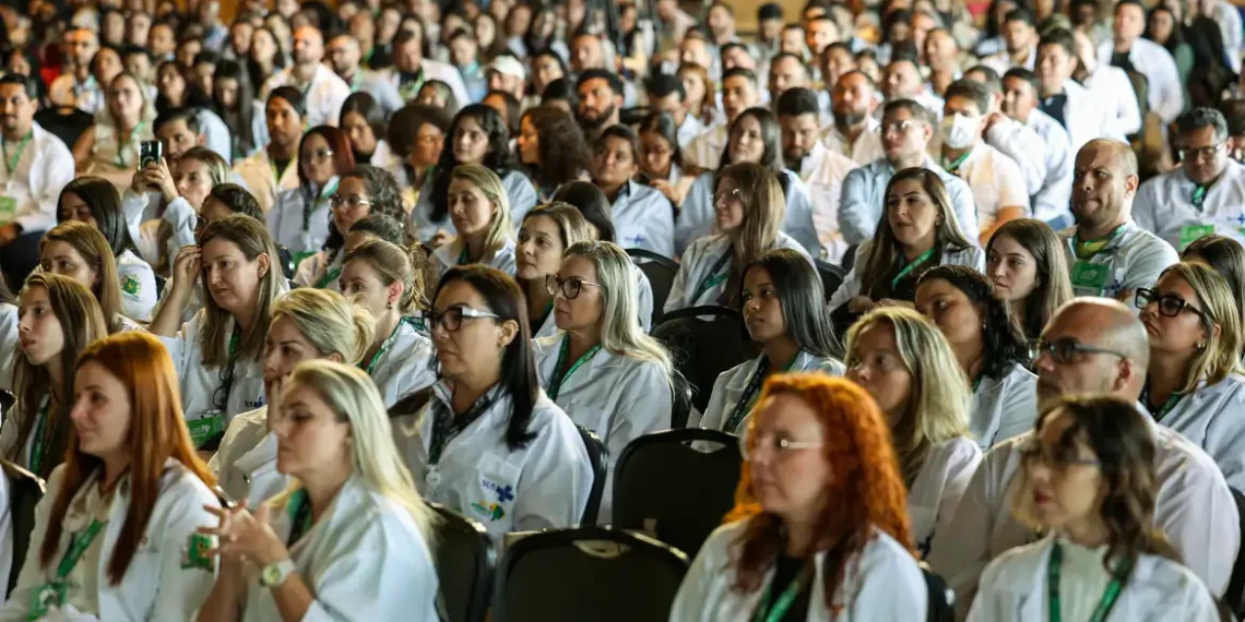 Inscrições para o Enamed 2025 vão até 18 de julho. Exame avalia formação médica e unifica etapas do Enade e Enare. Prova será aplicada em 19 de outubro com 100 questões objetivas.