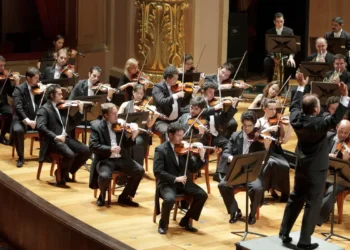 Com 75 concertos gratuitos e novas atrações, o 55º Festival de Inverno de Campos do Jordão ocorre até 3 de agosto. Evento reúne grandes orquestras, dança, prêmios e jovens talentos da música clássica.