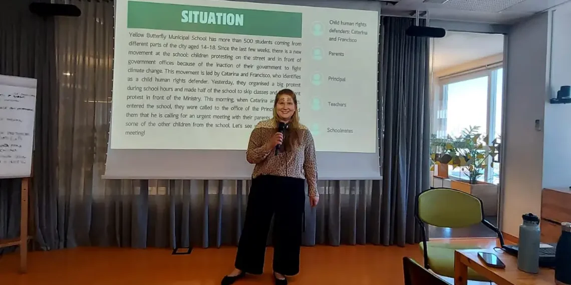 Zsuzsanna Rutai alerta que, mesmo 35 anos após o ECA, crianças ainda não têm voz garantida em decisões. Projeto internacional busca formar lideranças infantis.