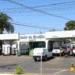 Jair Bolsonaro deixa prisão domiciliar pela primeira vez desde 4 de agosto para realizar exames médicos em Brasília. Ministro Alexandre de Moraes estabelece regras para saída e retorno.