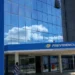 O INSS suspendeu o contrato com a Crefisa após denúncias de irregularidades no atendimento a aposentados e pensionistas. A medida cautelar interrompe novos pagamentos até a conclusão das apurações.