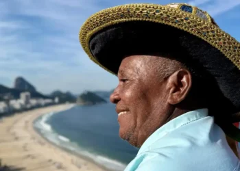 Mestre Damasceno, ícone da cultura marajoara e do carimbó, morreu aos 71 anos em Belém (PA). O artista deixa mais de 400 composições, seis álbuns gravados e o legado do Búfalo-Bumbá de Salvaterra.
