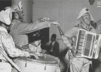 Estação República, em São Paulo, recebe exposição interativa do Projeto Centenários em homenagem a Luiz Gonzaga, o Rei do Baião, com música, cultura nordestina e experiências sensoriais.