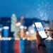 O Brasil supera meta de cobertura 5G, atingindo 63,61% do país, e acelera a transformação digital. Usuários de internet e satisfação com banda larga também apresentam crescimento.