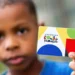 Caixa Econômica Federal paga nesta sexta-feira (22) a parcela de agosto do Bolsa Família e Auxílio Gás para beneficiários com NIS final 5. Valor médio do benefício sobe para R$ 671,54.