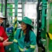 Agricultora de Montes Claros é destaque em projeto de biocombustível com macaúba. Lula chama Maria Eunice de “revolucionária” em evento da Acelen Renováveis.