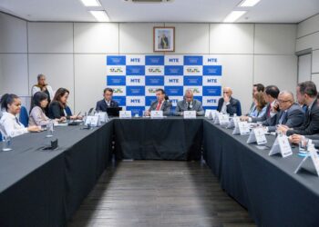 Ministro Luiz Marinho apresenta ao relator da ONU, Tomoya Obokata, avanços do Brasil no combate ao trabalho escravo moderno. Mais de 66 mil trabalhadores já foram resgatados desde 1995.