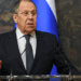 O chanceler russo Sergei Lavrov declarou que Kiev não demonstra interesse em uma resolução estável e de longo prazo do conflito. Ele rejeitou as garantias de segurança da Ucrânia e criticou propostas europeias de intervenção estrangeira.
