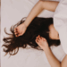 Descubra os melhores aplicativos para monitorar seu ciclo de sono e saiba como proteger seus olhos das telas à noite para dormir melhor e ter mais disposição.