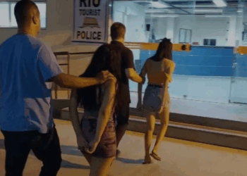 MP-RJ denuncia e solicita prisão preventiva de três mulheres acusadas de aplicar o golpe “Boa Noite, Cinderela” em turistas ingleses no Rio, dopando e roubando as vítimas em Ipanema.