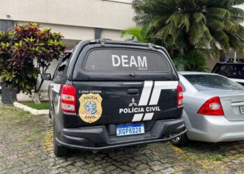 Polícia Civil prende em Vitória homem de 45 anos acusado de perseguição, ameaças e violência psicológica contra a ex-namorada de 26 anos.