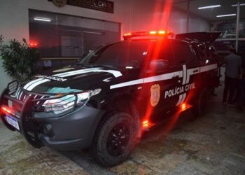 Polícia Civil do ES prende foragido por homicídio que vivia há cinco anos em Ecoporanga usando identidade falsa. Suspeito confessou dois assassinatos e permanece preso.