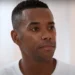 STF mantém prisão de Robinho, condenado a 9 anos por estupro na Itália. Ex-jogador está preso desde março de 2024 no presídio de Tremembé (SP).