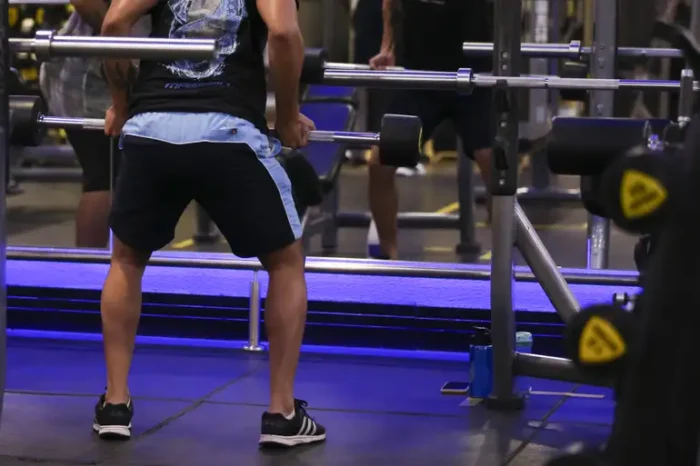 No Dia Mundial do Combate ao Colesterol, a SBEM alerta que o uso indiscriminado de anabolizantes reduz o colesterol bom (HDL) e eleva o ruim (LDL), aumentando o risco cardiovascular, especialmente entre jovens.