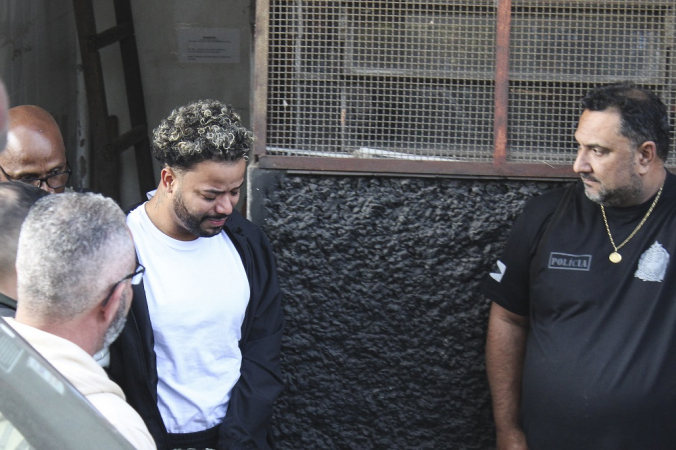 O influenciador Hytalo Santos e seu marido, Israel Nata Vicente, foram transferidos de São Paulo para a Paraíba e encaminhados ao Presídio do Roger. Eles são investigados por exploração e exposição de menores em conteúdos digitais.