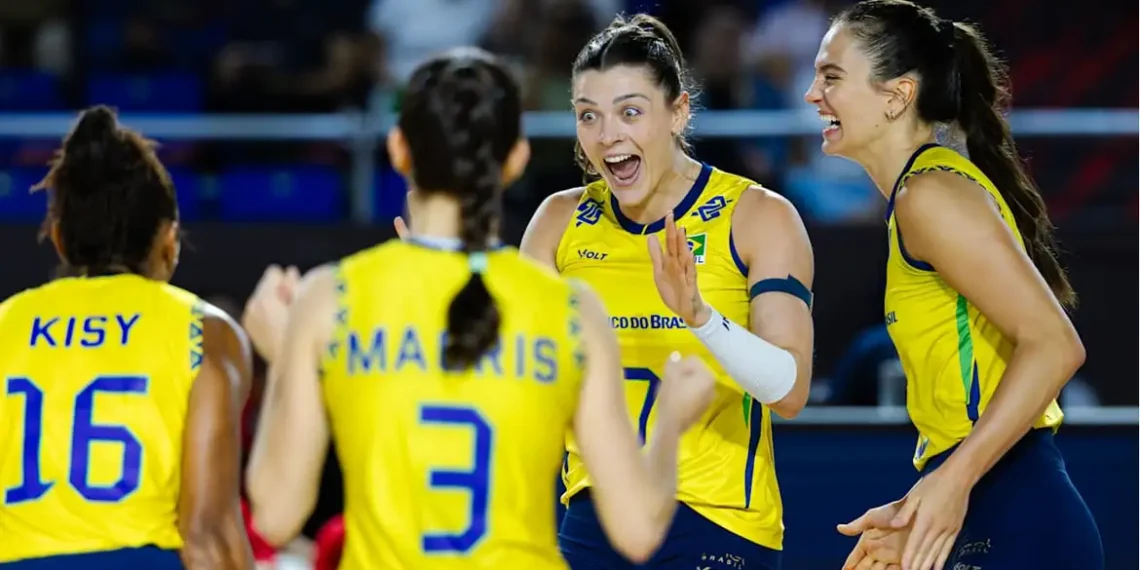 A seleção feminina de vôlei do Brasil venceu Porto Rico por 3 a 0 e garantiu a liderança do Grupo C no Mundial 2025 na Tailândia. O time aguarda o adversário das oitavas, que sairá de República Dominicana x China.