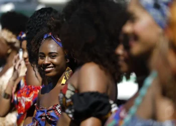 Na Conferência Livre em Brasília, mulheres empreendedoras pedem crédito com juros reduzidos, capacitação gratuita e inclusão de grupos vulneráveis em políticas públicas. Propostas seguem para a 5ª Conferência Nacional de Políticas para as Mulheres.
