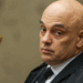 O ministro Alexandre de Moraes, do STF, afirmou que bancos brasileiros podem ser responsabilizados se cumprirem sanções dos EUA e bloquearem ativos no país. Ele confia na revogação das medidas via diplomacia.