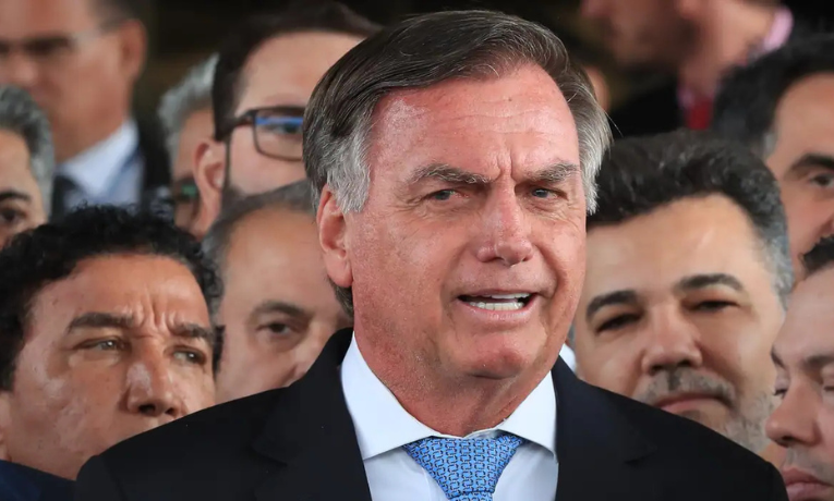 O STF marcou o julgamento do núcleo crucial da trama golpista de 2022 para os dias 2, 3, 9, 10 e 12 de setembro. Estão réus Jair Bolsonaro e sete aliados, acusados de organização criminosa, golpe de Estado e outros crimes.