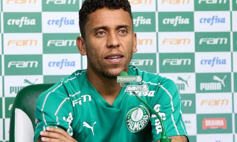 Palmeiras libera Marcos Rocha, lateral-direito de 36 anos, para assinar com o Grêmio até dezembro de 2026. Jogador é o mais vitorioso da história do clube com 12 títulos