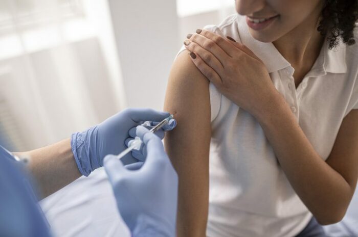RS registra alta de casos de síndromes respiratórias no inverno. Hospitais da Rede Ebserh reforçam prevenção, vacinação e cuidados à população.